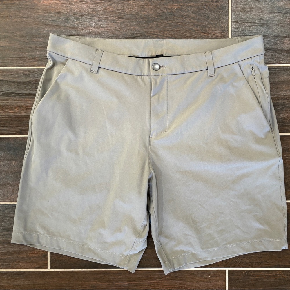 Lululemon Men’s Commission Shorts Size 36